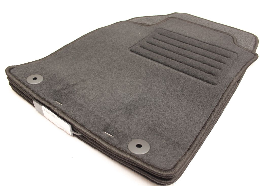 Μοκέτες δαπέδου για Opel Vectra C Comb (2003-2009)