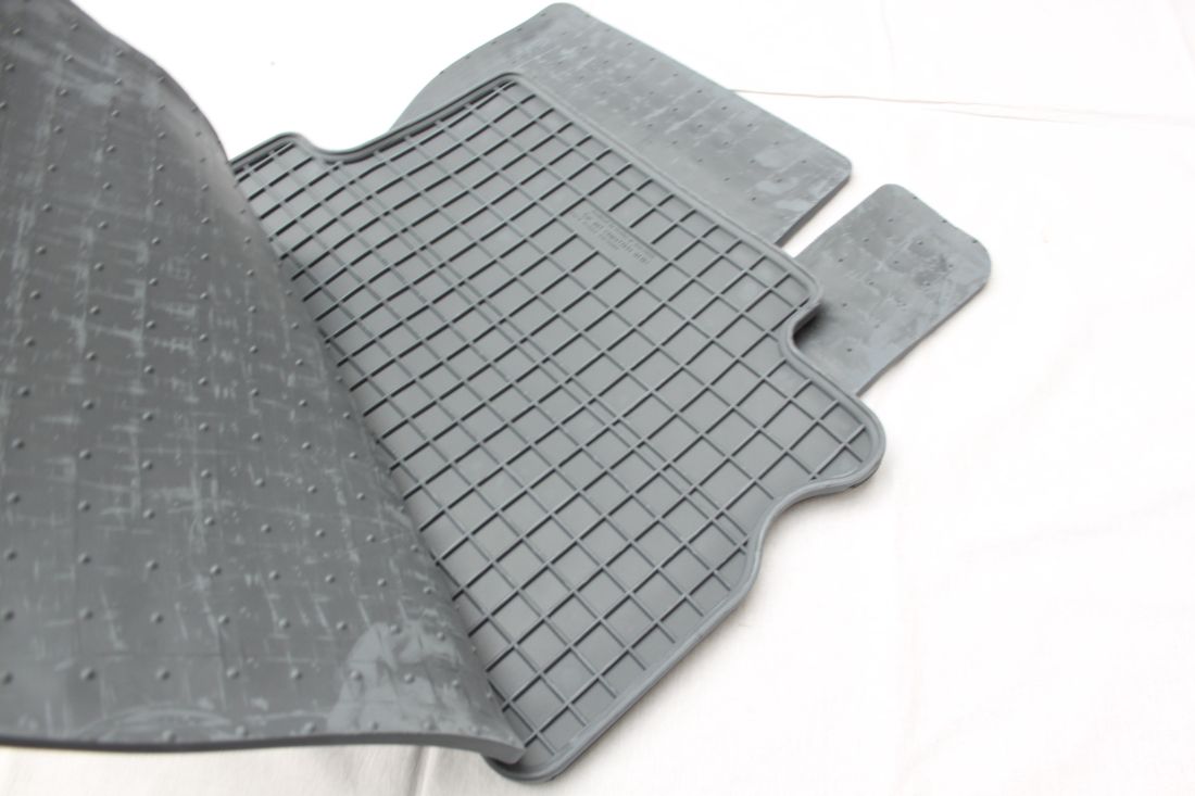 Covorașe de cauciuc pentru Ford C-Max (2003-2010) gri