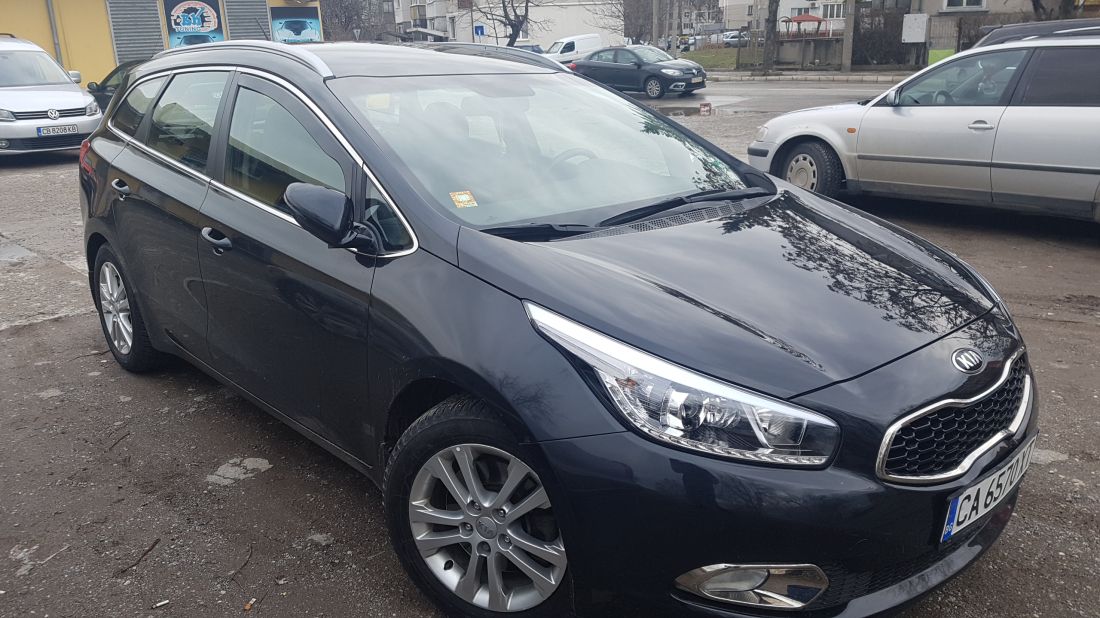 APĂRĂTOARE VÂNT PENTRU KIA CEED (2012+) 5 UȘI - 2 BUC. FAȚĂ
