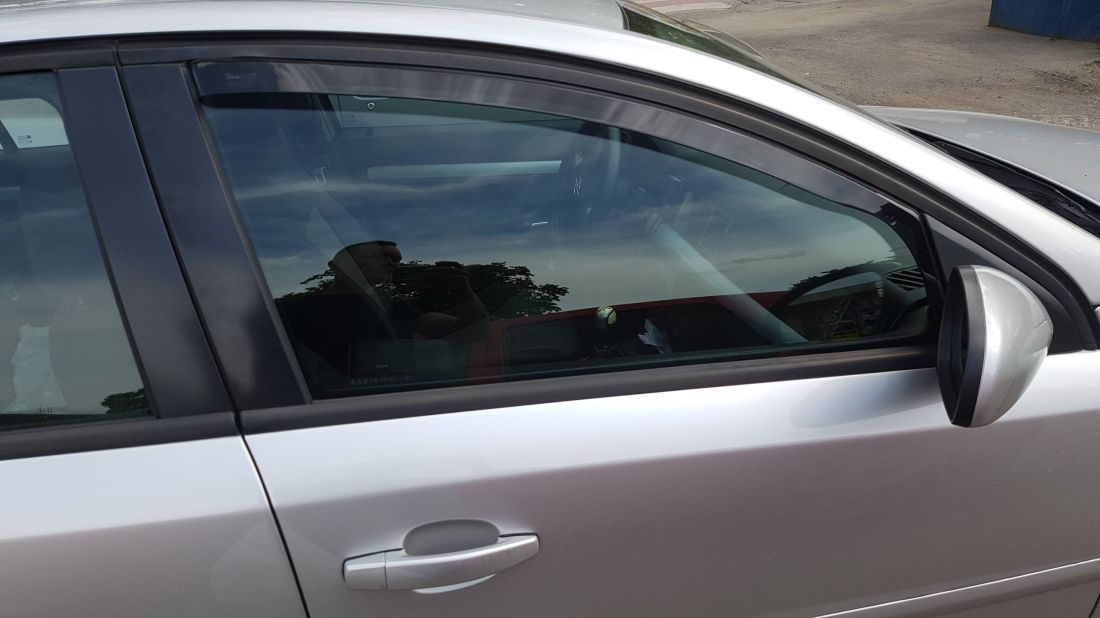 DEFLECTOARE AUTO PENTRU OPEL VECTRA C (2002-2008) SEDAN, HATCHBACK, COMBI - 2 BUC. FAȚĂ