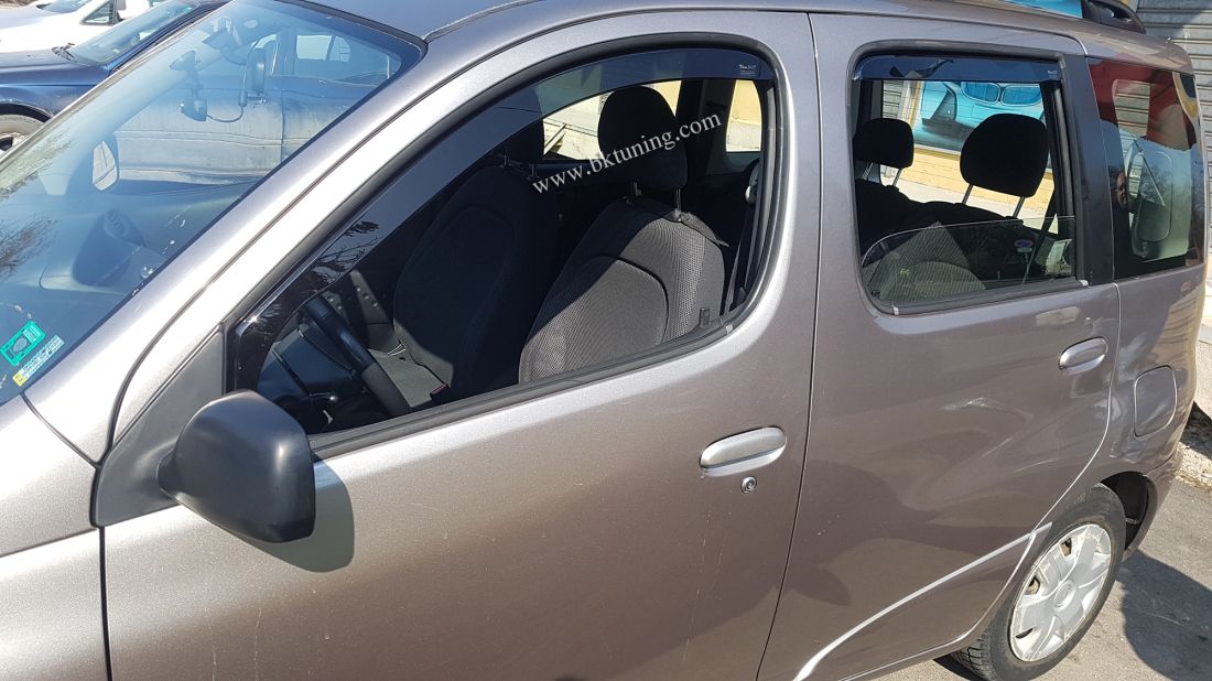 Deflectoare de vânt pentru TOYOTA YARIS VERSO (1999+) 5 uși - 4 buc. față și spate