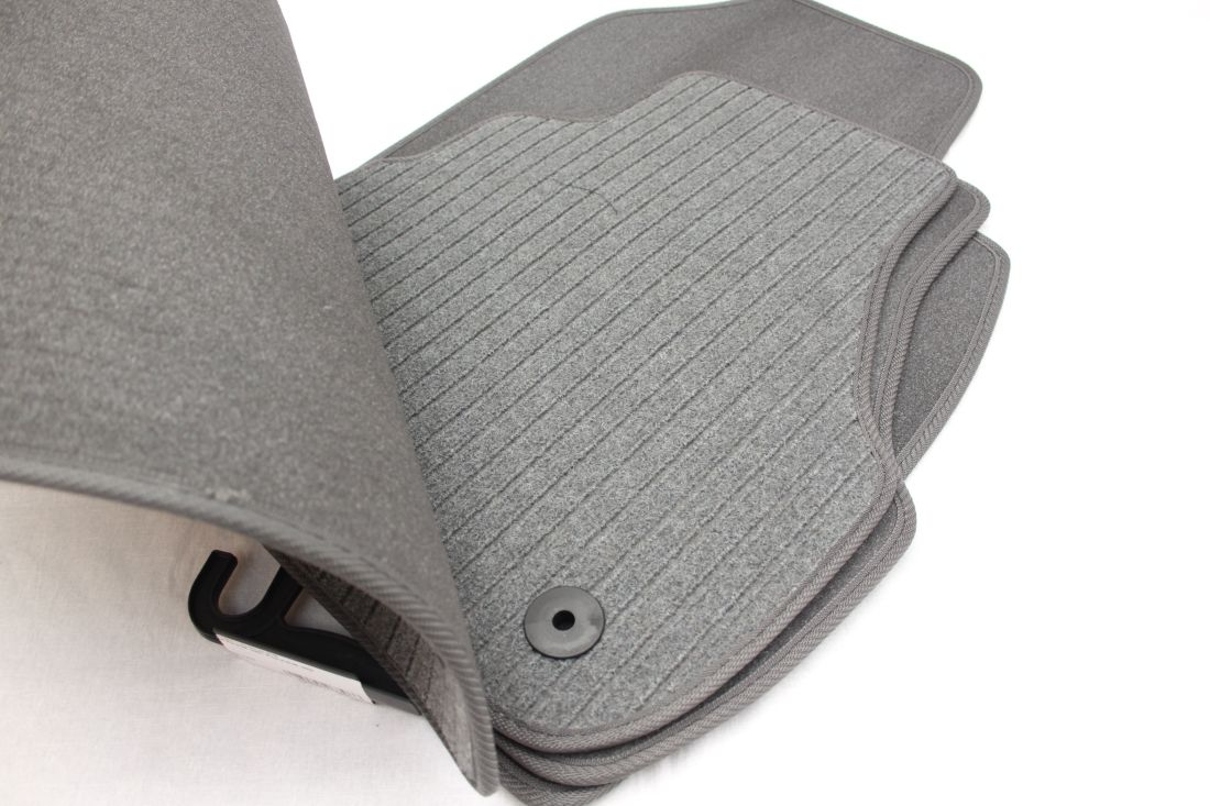 Covorașe textile pentru AUDI A6 C5 (1997-2004) gri
