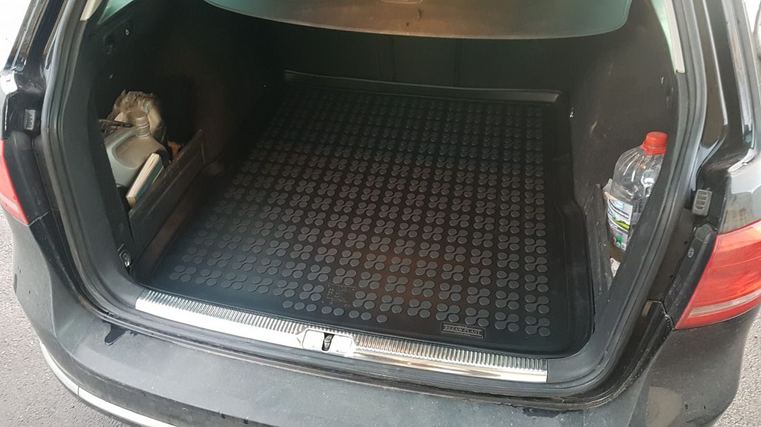 COVOR CAUCIUC PORTBAGAJ PENTRU VOLKSWAGEN PASSAT B6 / B7 (2005 - 2014) COMBI / ALLTRACK (2012+) - REZAW PLAST