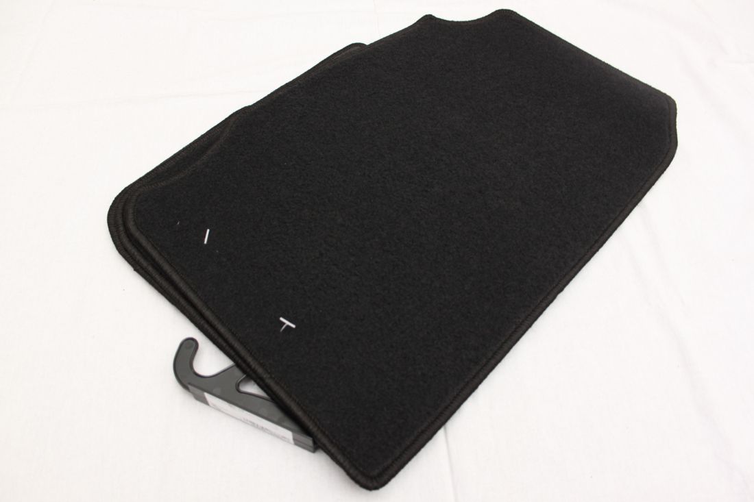 Covorașe textile pentru Mitsubishi Colt 3 uși (2008+)