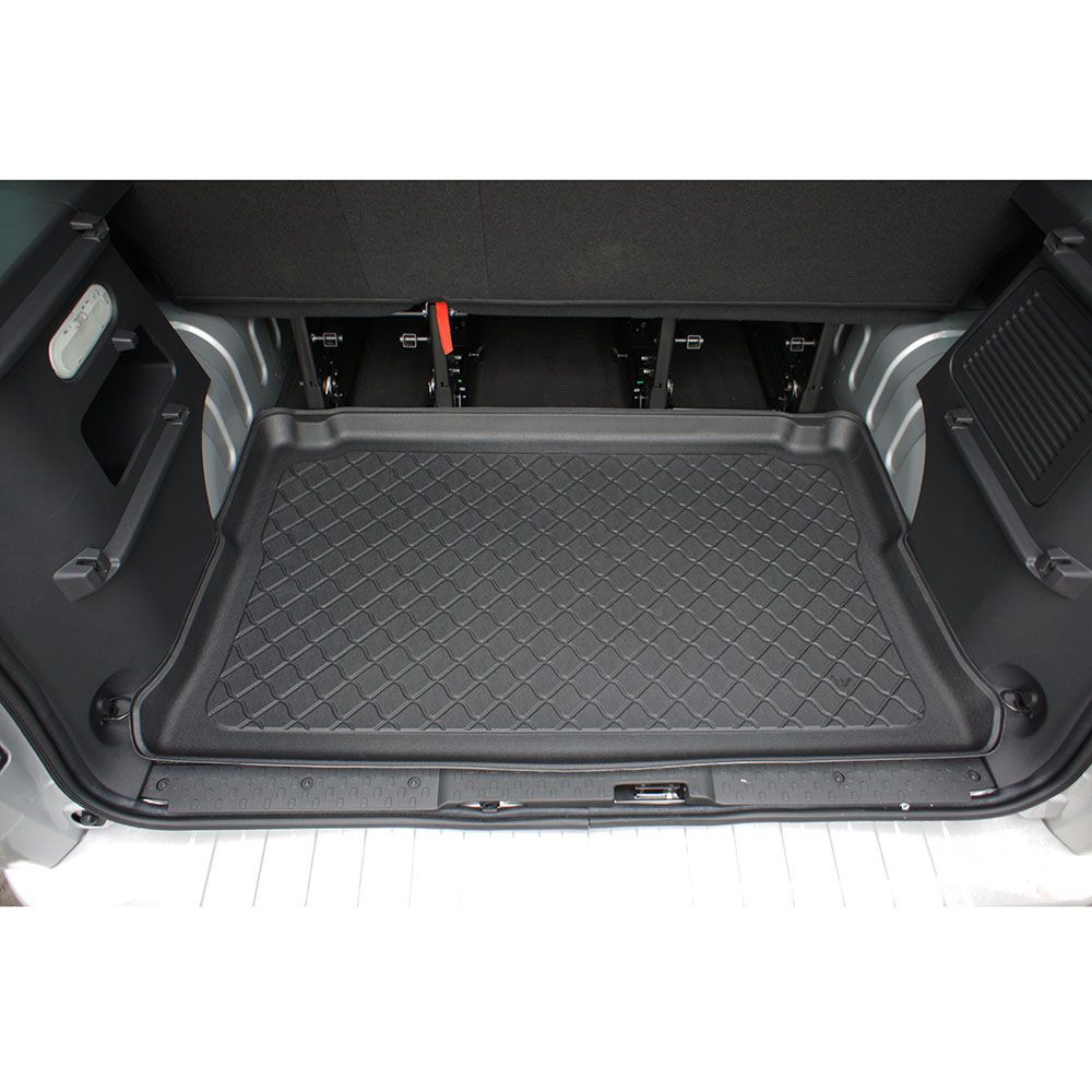 Covoraș de cauciuc pentru portbagaj pentru Opel Vivaro B (2014+) Tour / Renault Traffic III (2014+) / Fiat Talento (2016+) Combi (L1) VAN scurt 5d; autoturism (combi/tour); în spatele celui de-al 3-lea rând de scaune