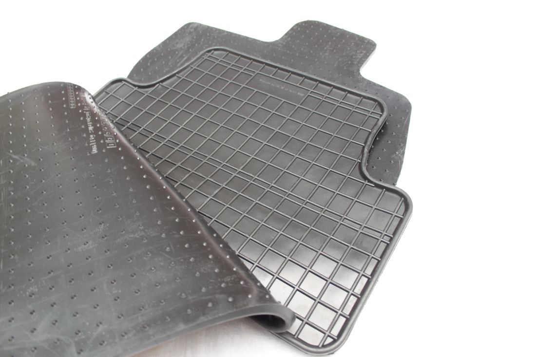 Πολωνικά λαστιχένια πατάκια για Volkswagen Golf 7 / Audi A3 / Seat Leon (2012-2020) - Frogum El Toro