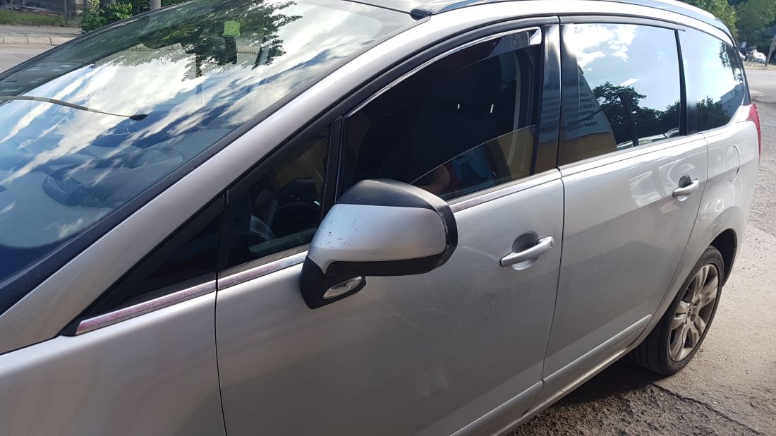 PARAVÂNTURI PENTRU PEUGEOT 3008 / 5008 (2017+) 2 BUC. FAȚĂ