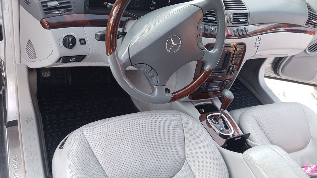 Covorașe de cauciuc pentru Mercedes W220 S-Class (1998-2005) - pentru ampatament scurt și lung