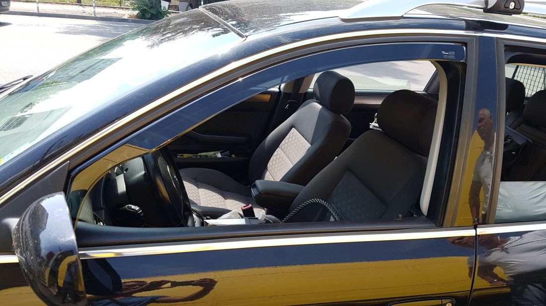APĂRĂTOARE DE VÂNT PENTRU AUDI A6 (1997-2004) SEDAN, COMBI - 2 BUC. FAȚĂ