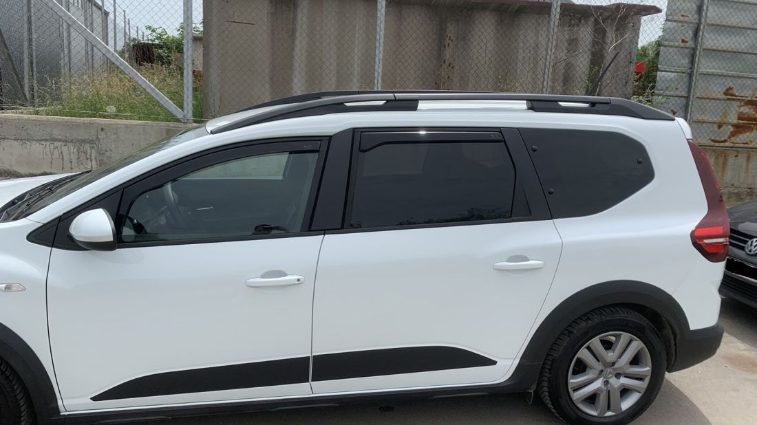 Deflectoare pentru Dacia Jogger 5D (2021+) 5 uși - 2 bucăți față
